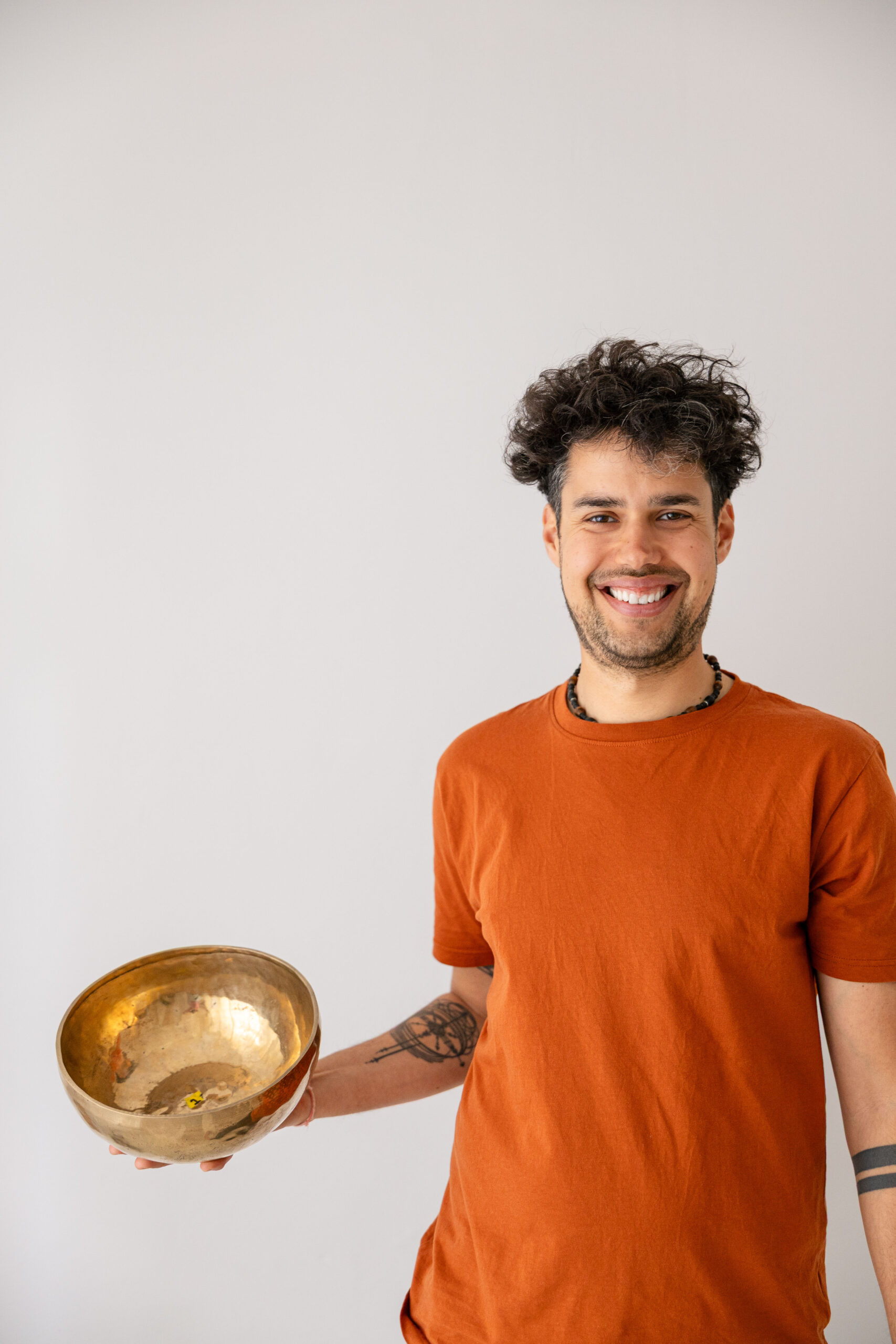 Sound-Healing-Praxis mit Klangschalen und Stimmgabeln in Stuttgart